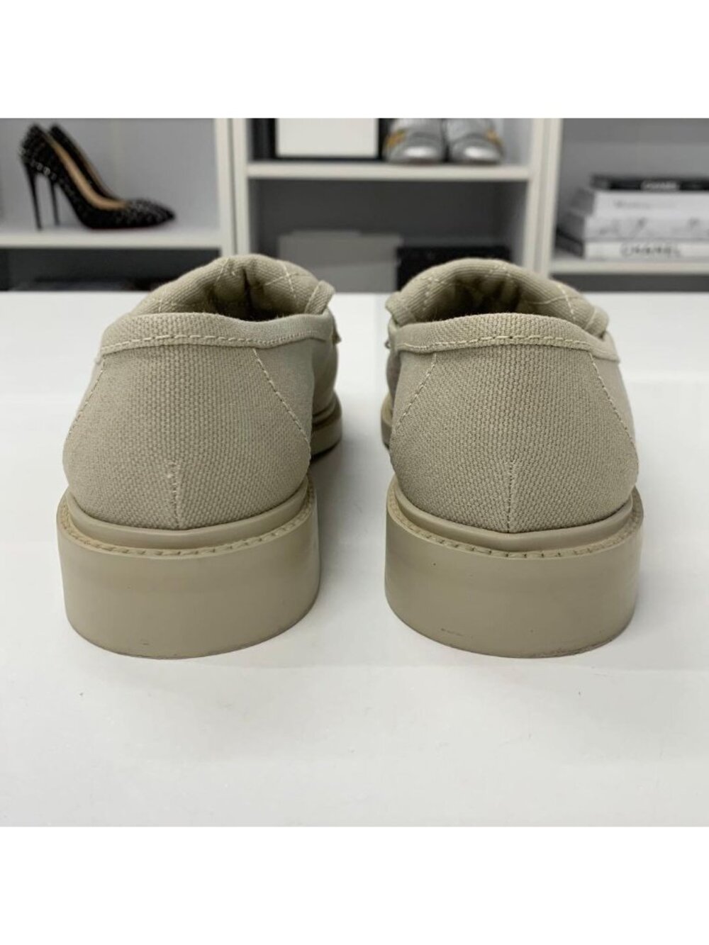 ★SOLD★ Chanel CC Logo Fabric Turnlock Loafers Beige - Picture 5 of 9